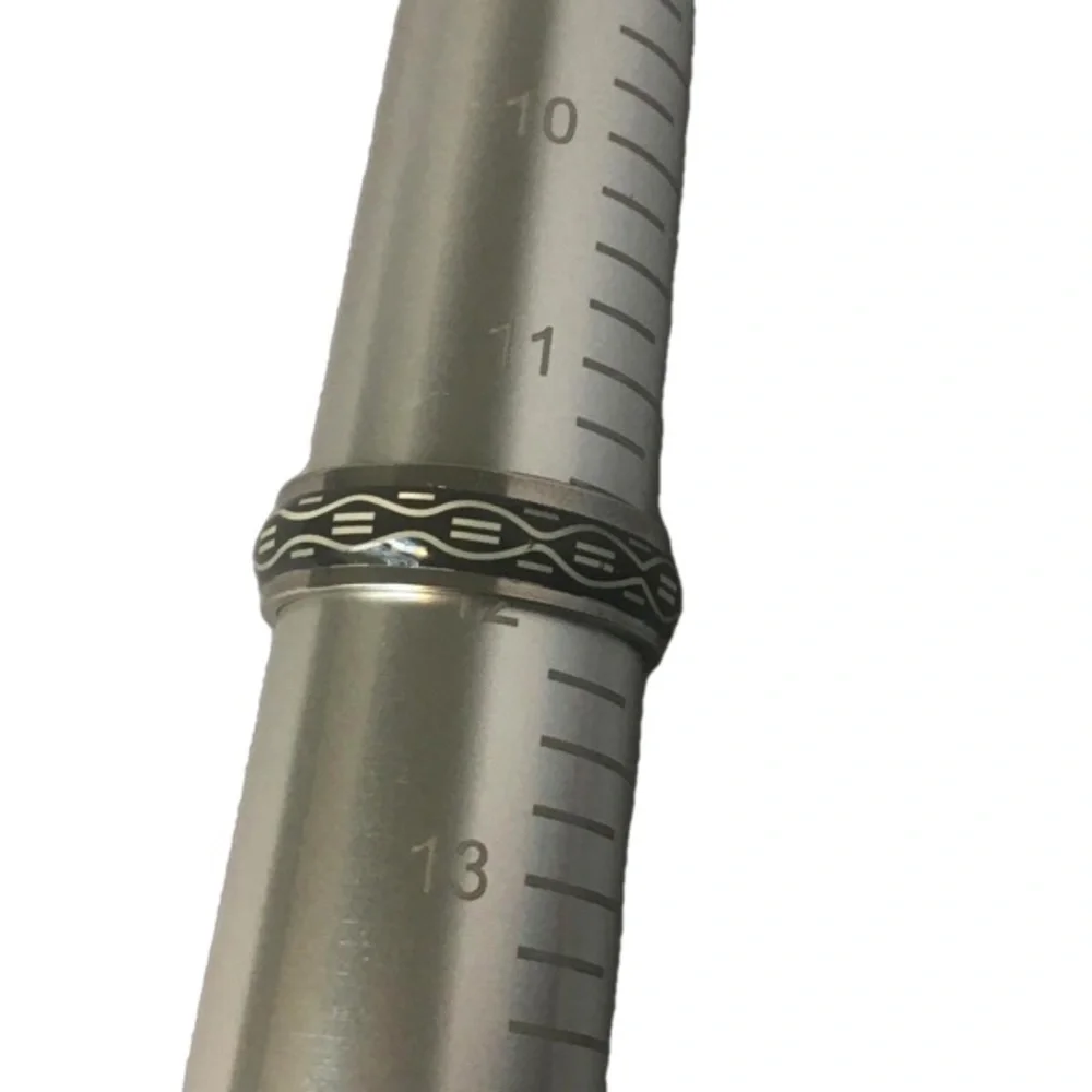 N/A design middle