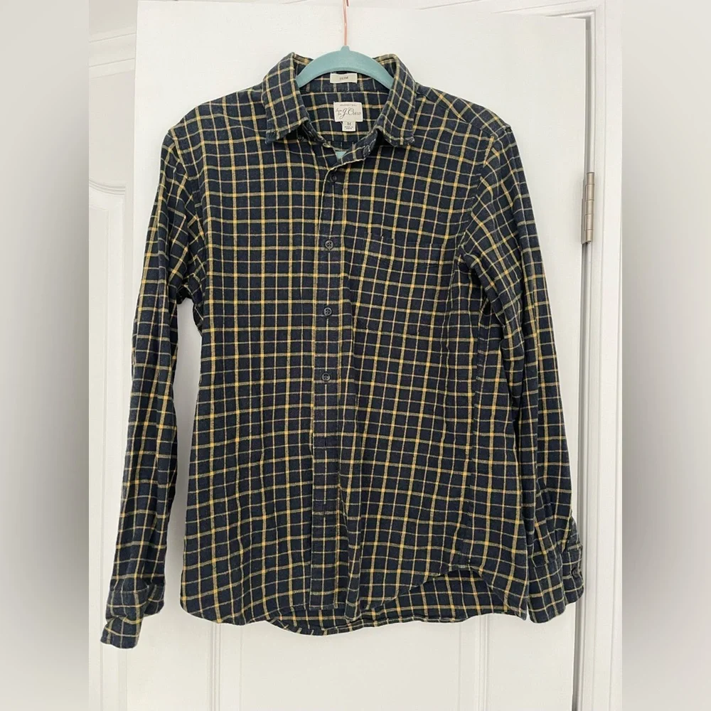 J. Crew button classic all