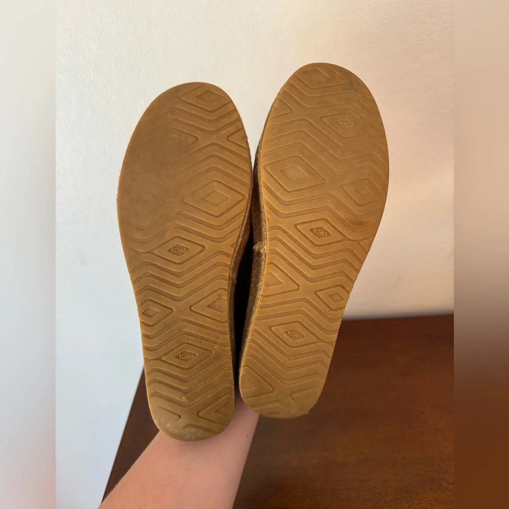 Toms used see