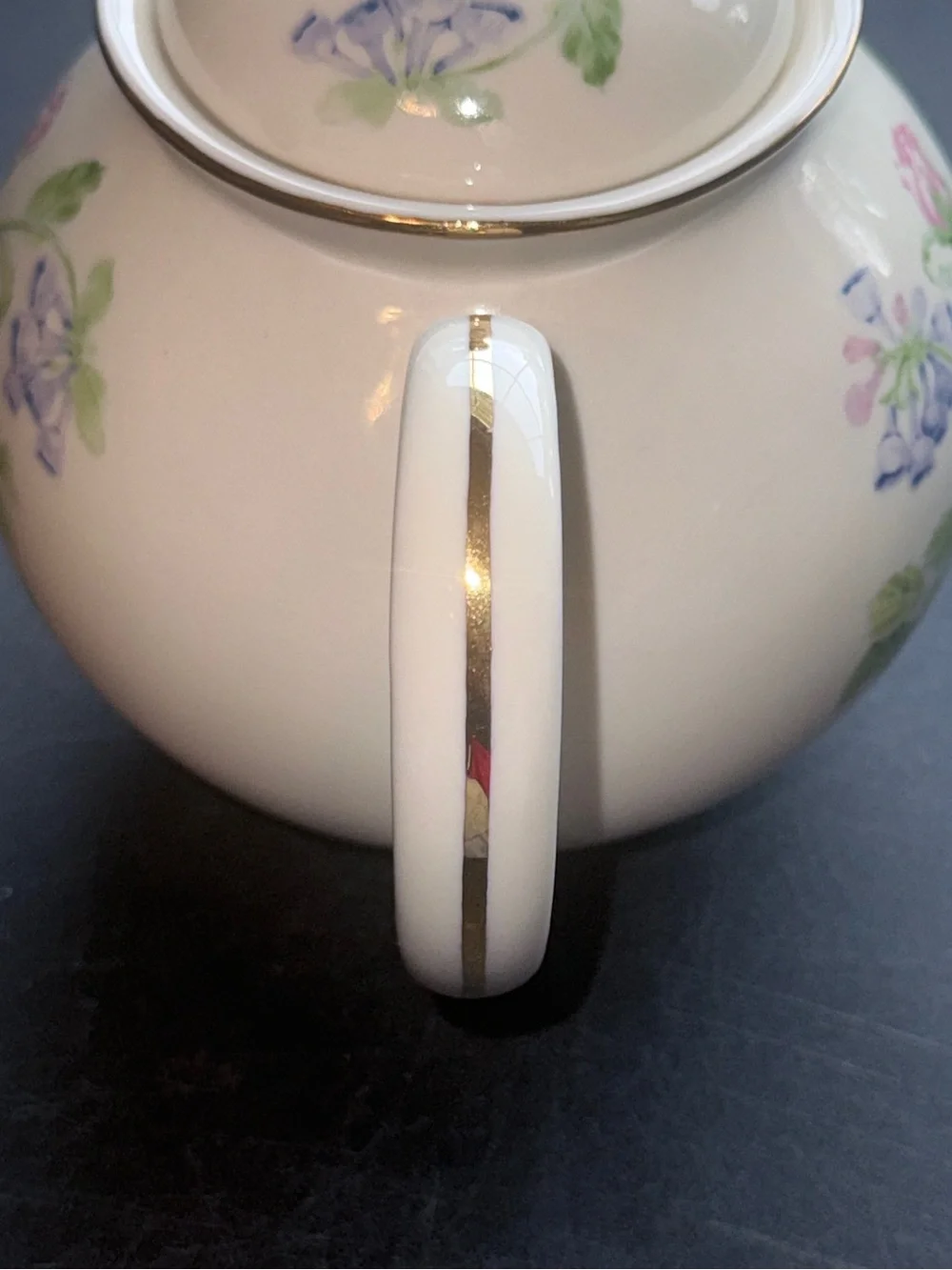 N/A round porcelain