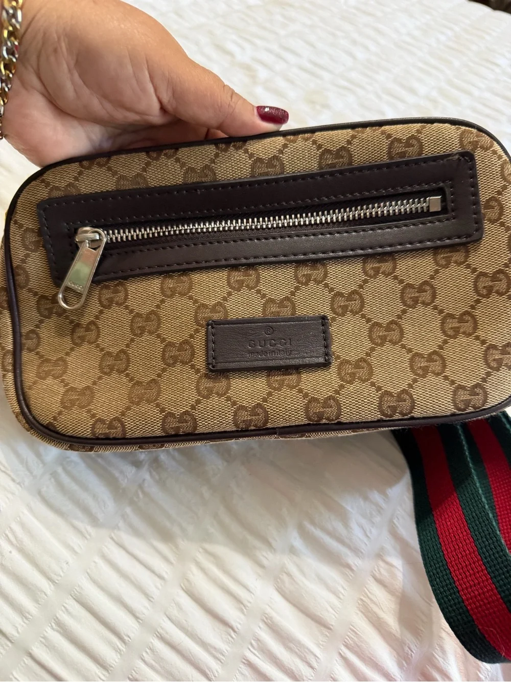 Gucci interior shot