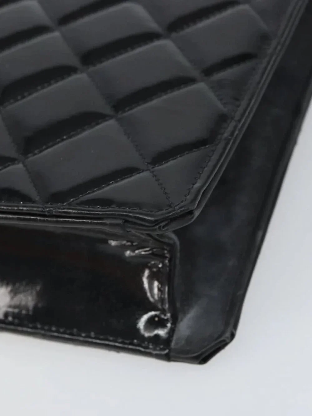 CHANEL brand	chanel color	black