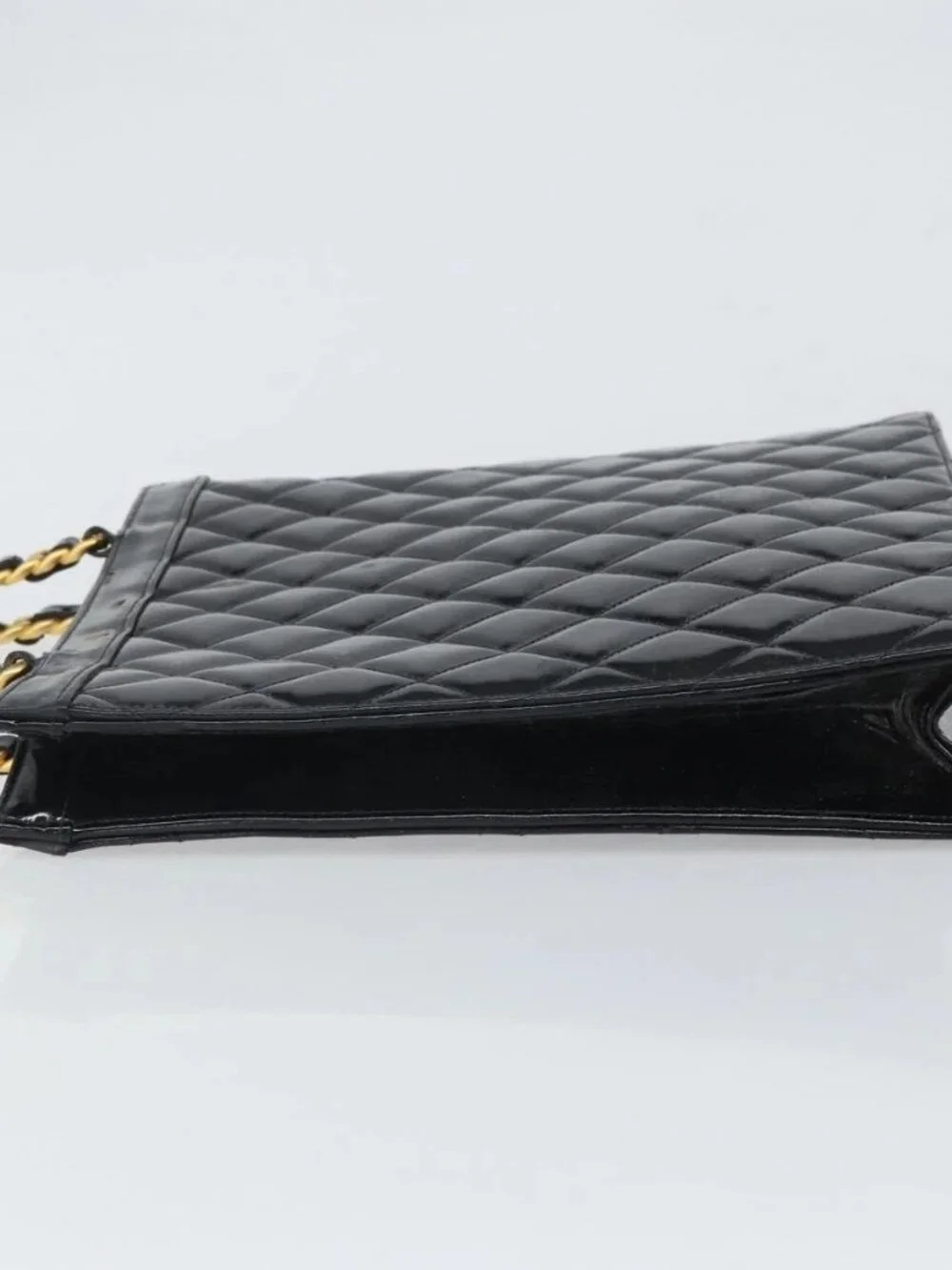 CHANEL brand	chanel color	black