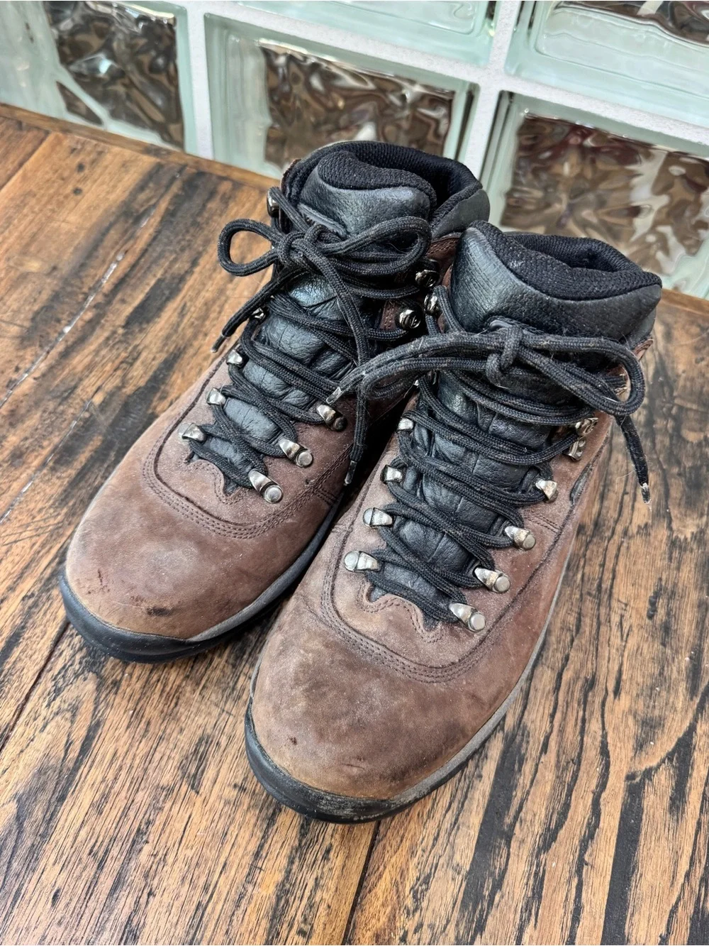 Men's $140 Hi-Tec Altitude IV Leather Brown Waterproof Hiking Boots 9.5