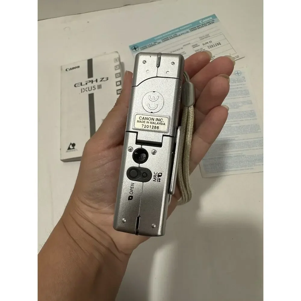 Canon ELPH‎ Z3 Compact Digital APS Point Shoot Camera Zoom Silver Manual