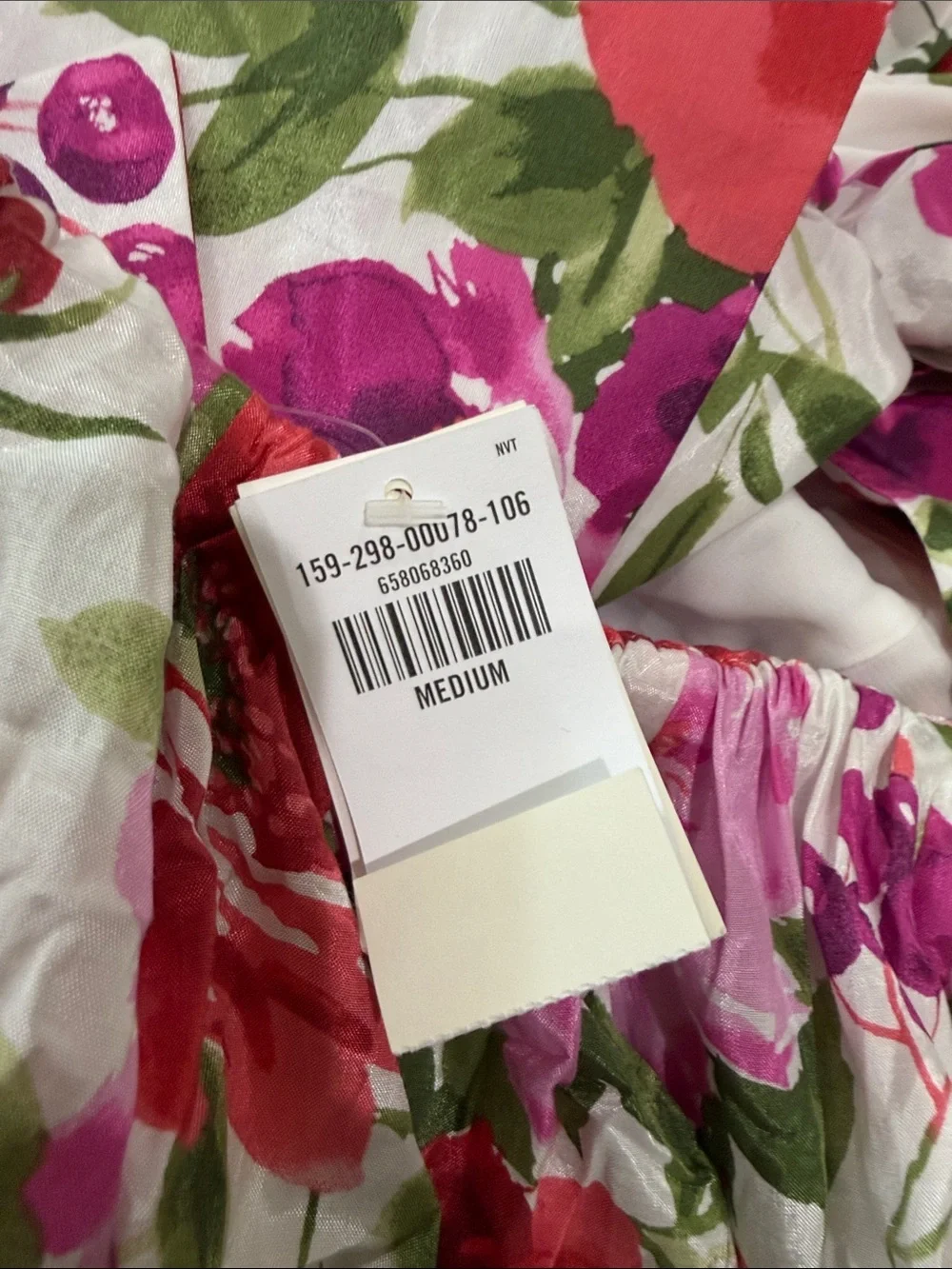Abercrombie & Fitch 13” blooms fitted
