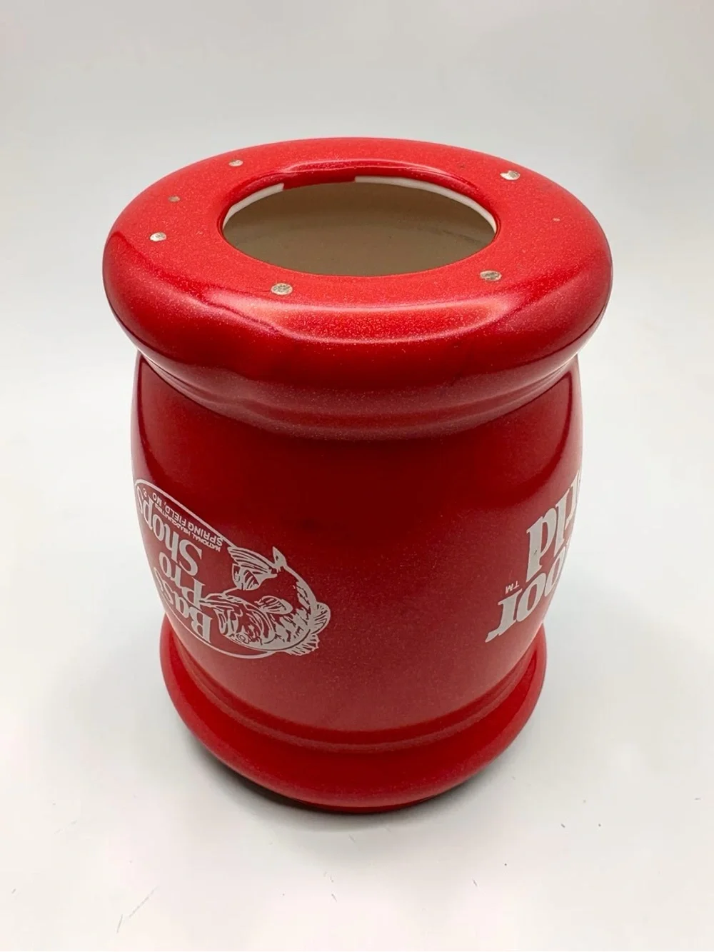 Bass Pro Shops bold red