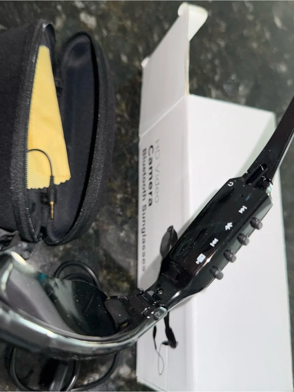 N/A sleek black