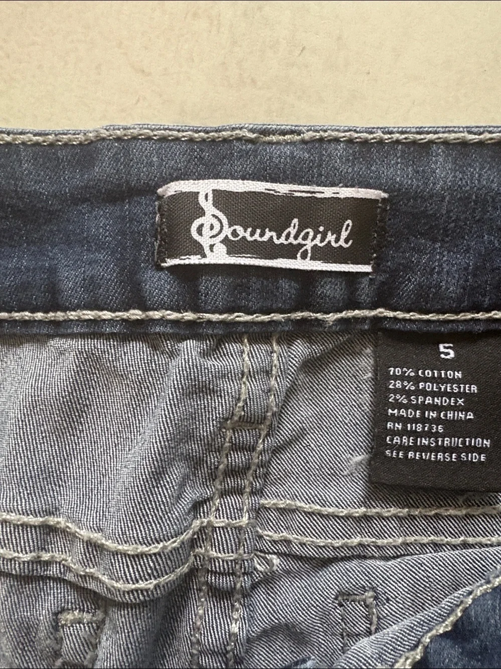 Soundgirl bermuda shorts