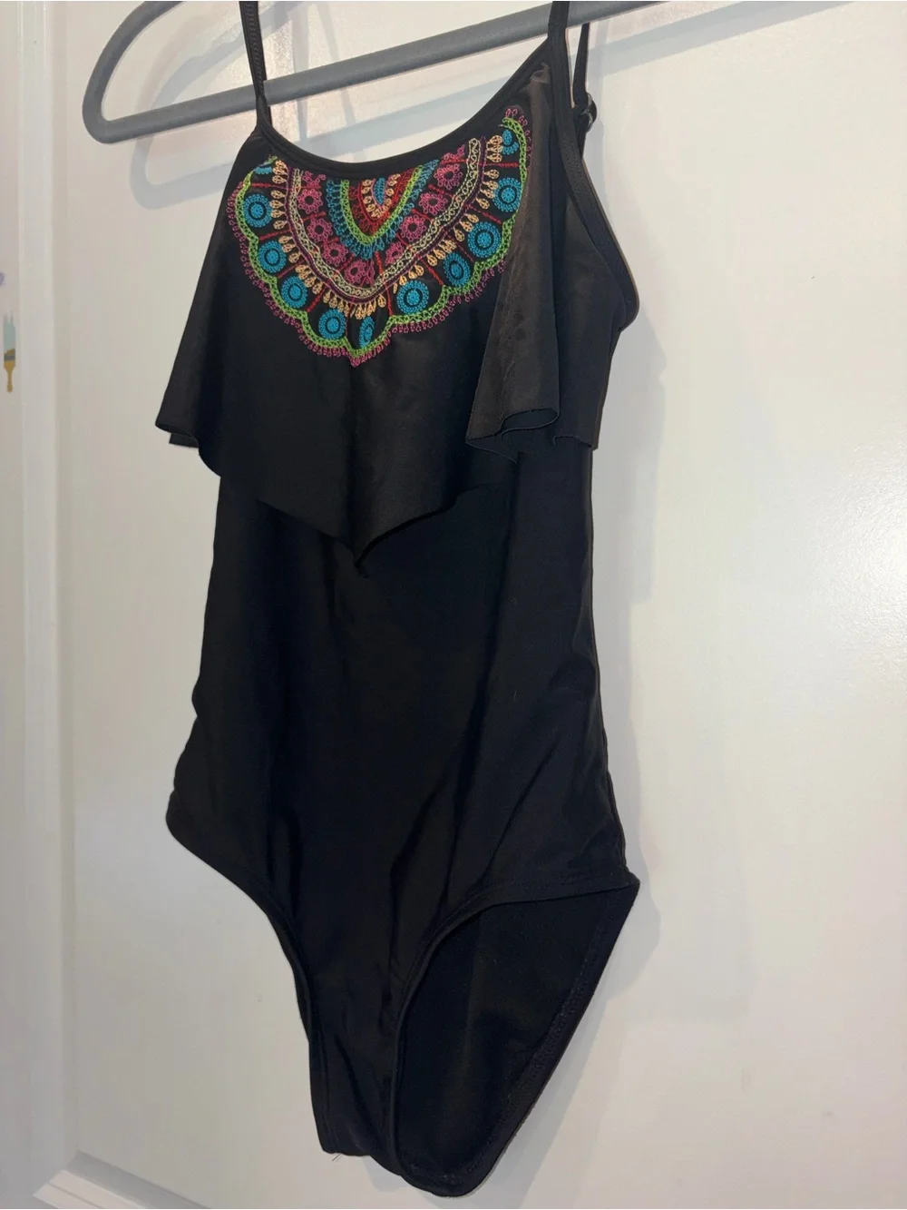 N/A sleek black