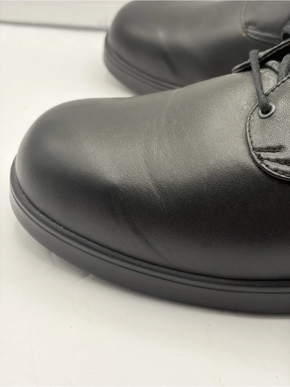 Apex footwear looking upper