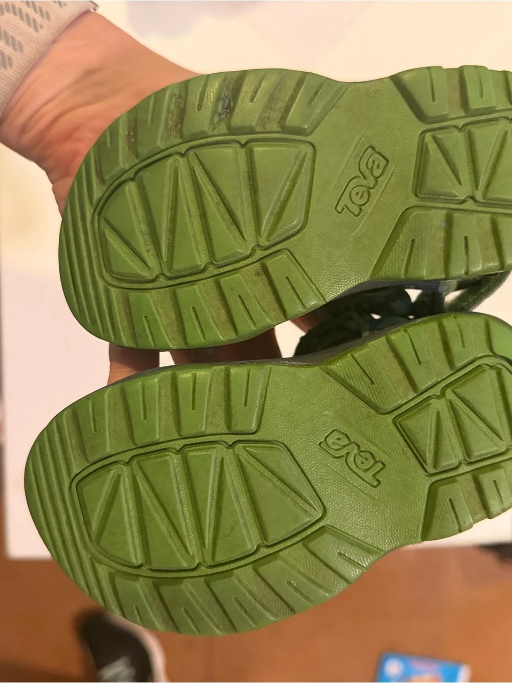 Teva comfortable olive