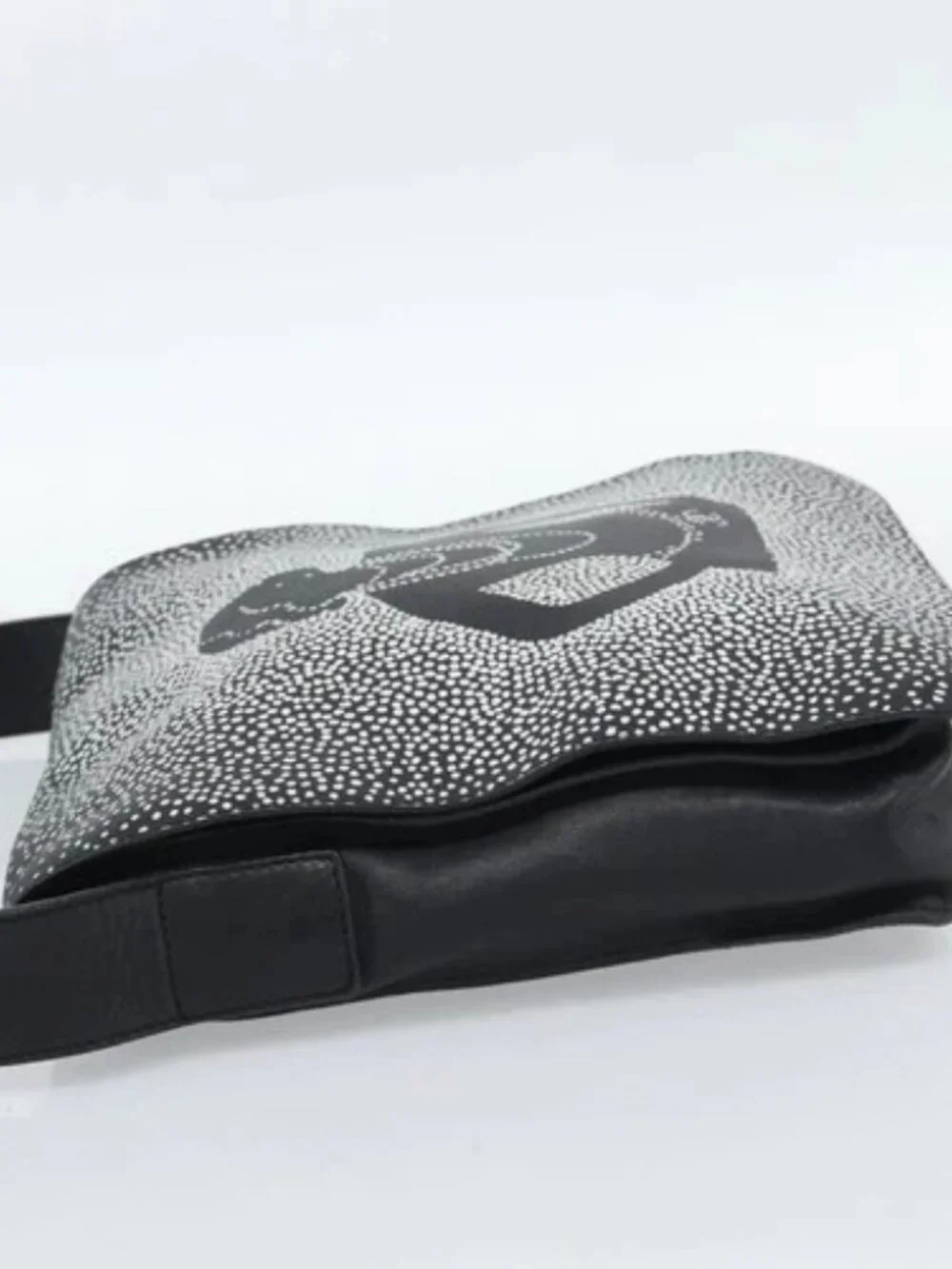CHANEL brand	chanel color	black