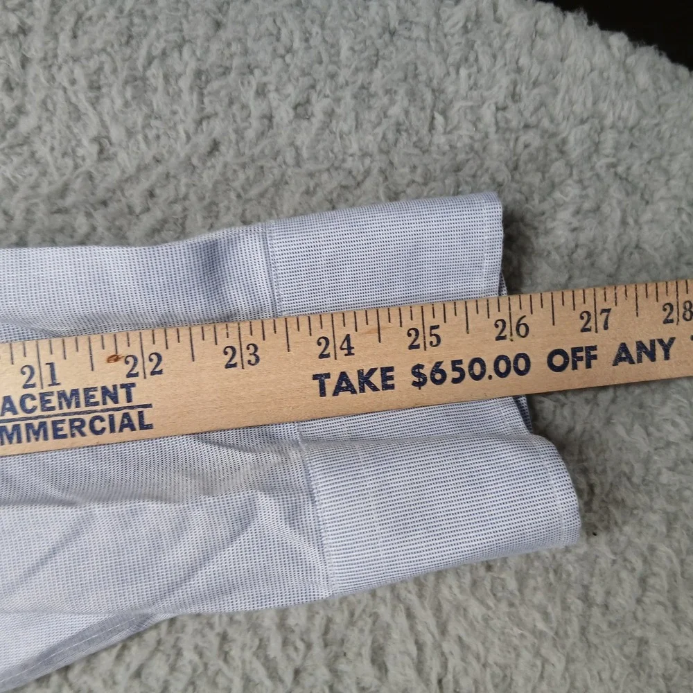 Banana Republic Dress Shirt Men's XL Blue‎ Standard Fit Non-Iron Cotton