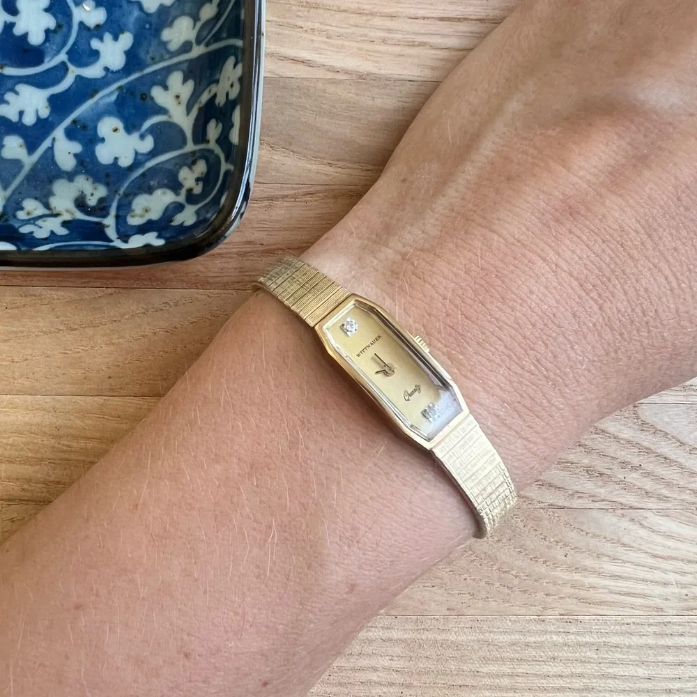 Vintage Wittnauer ladies dress watch 10k gold plated with diamonds NEW BATTERY