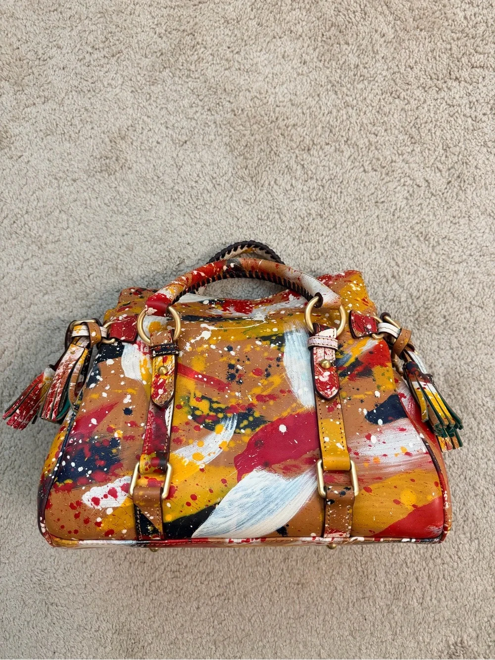Dooney & Bourke have worn