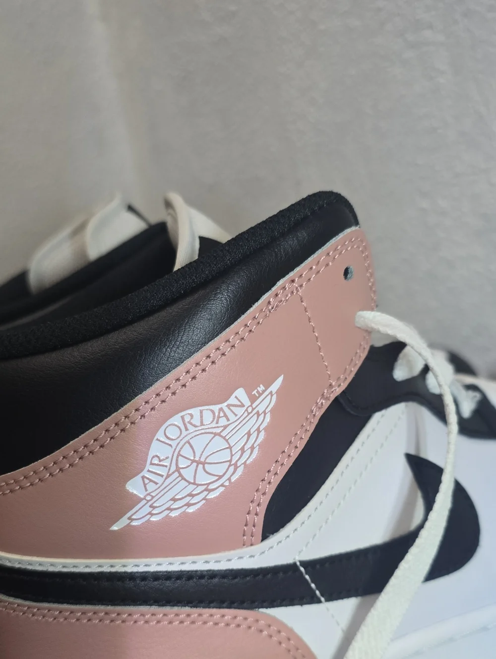 Jordan iconic silhouette