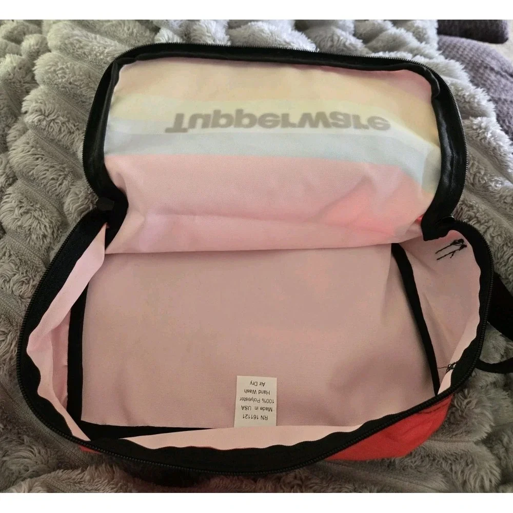 Tupperware packing toiletry