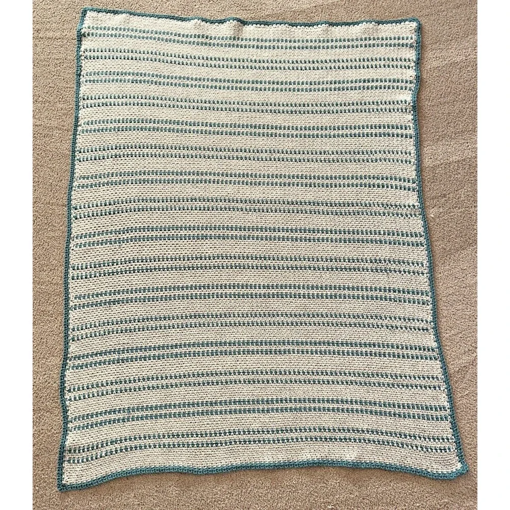 NEW‎ Handmade Crochet Afghan Blanket Throw Striped Blue/Cream 53