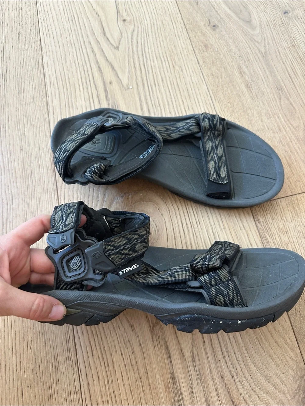 Teva Terra Fi Men's Hiking Sports Sandals 4134 Size Men’s Size 9 Water Outdoor