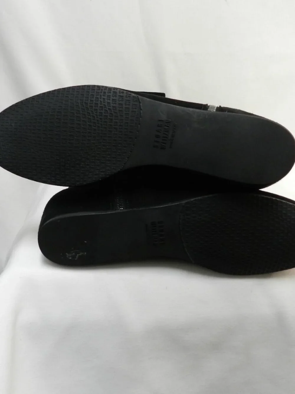 Stuart Weitzman top 21