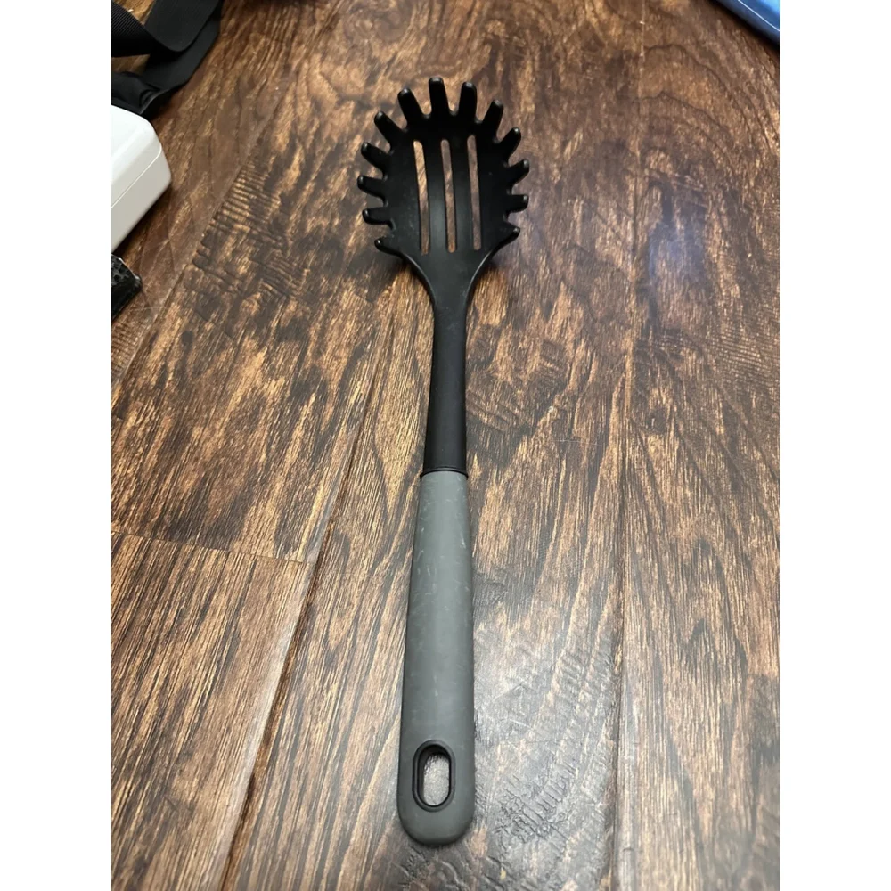 Crofton‎ Pasta Server, Nylon Material, Safe for Non,Stick Cookware,