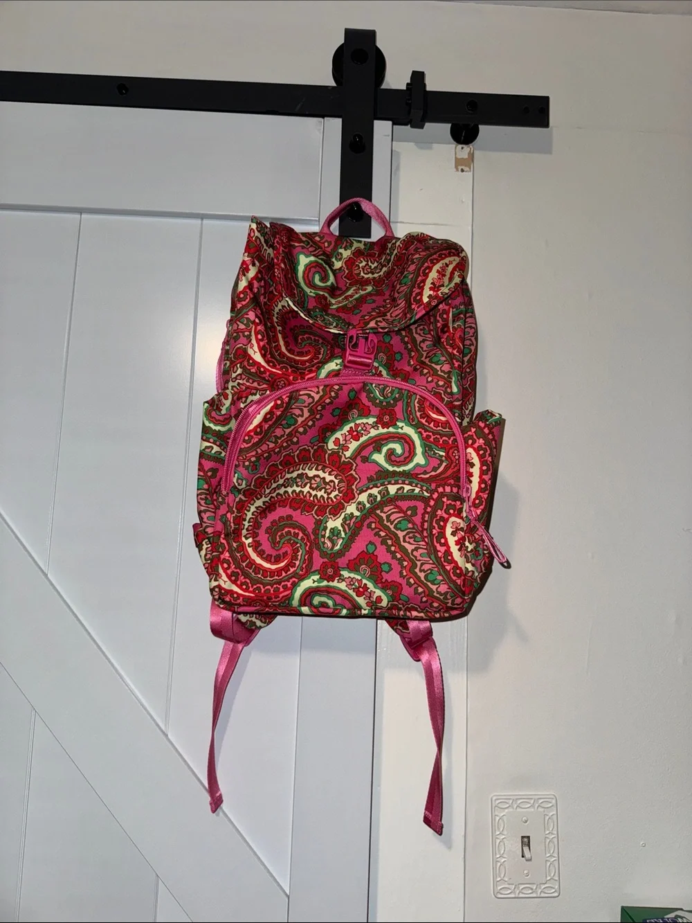 Vera Bradley accents top