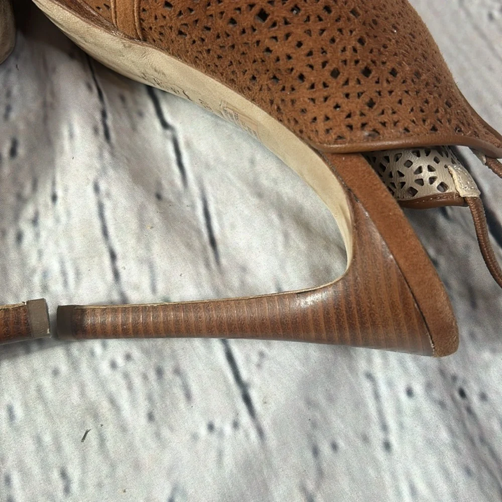 Tory Burch tory burch