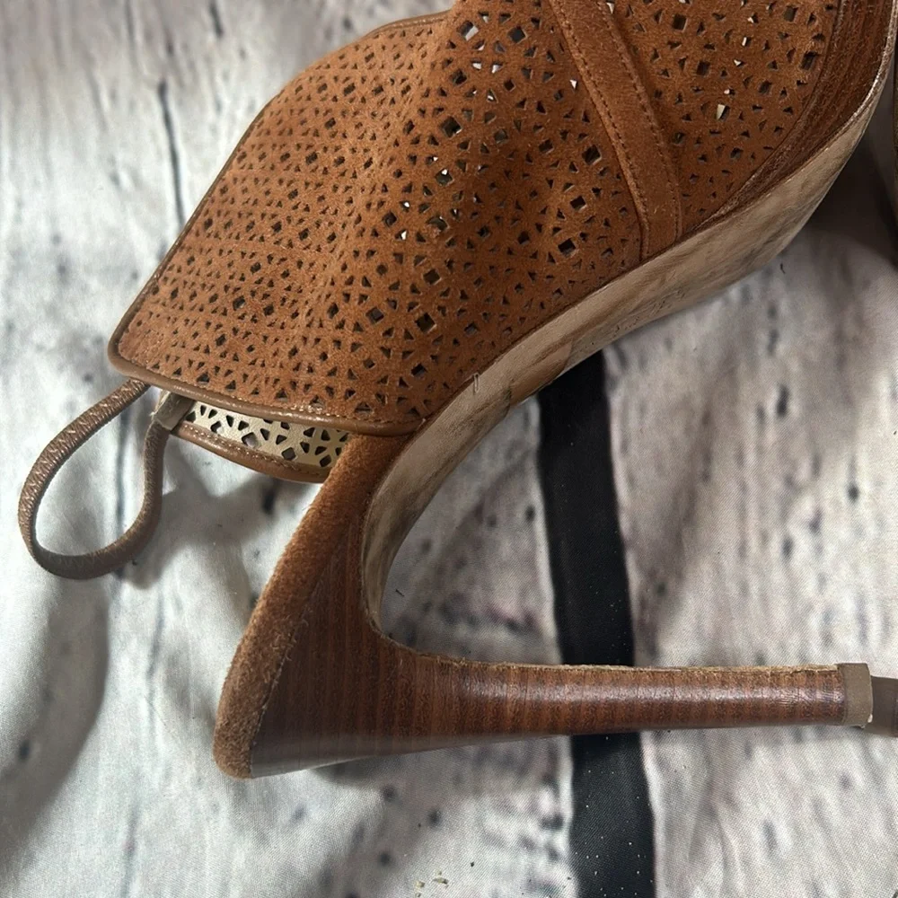 Tory Burch tory burch