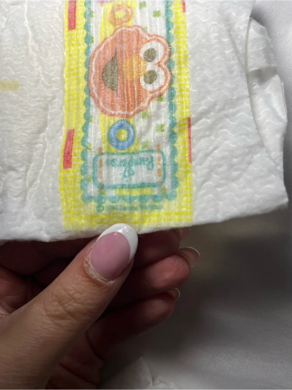 Pampers swaddlers sesame