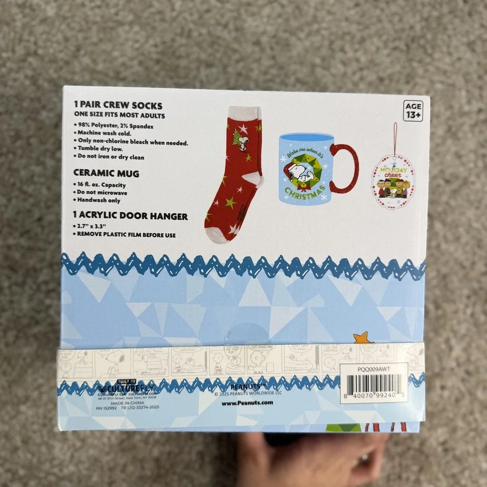 Peanuts snoopy holiday