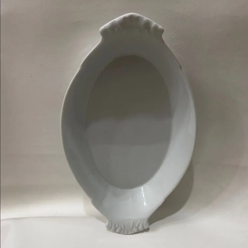 BIA Cordon Bleu 13 In Classic White 24 Oz Porcelain Oval Cooking Serving Dish