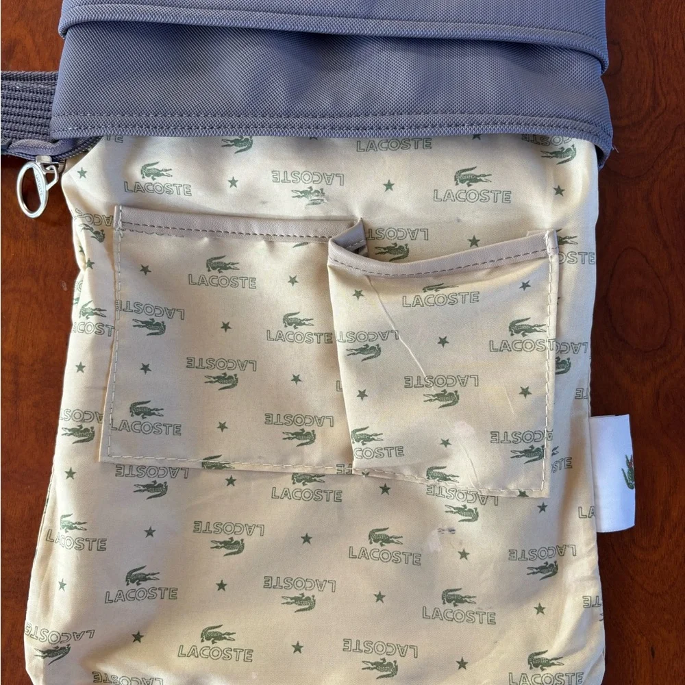Lacoste this messenger