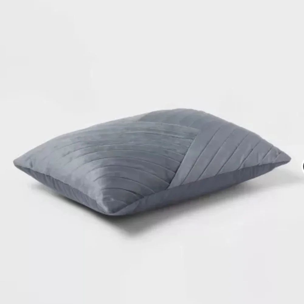 Threshold luxe oblong