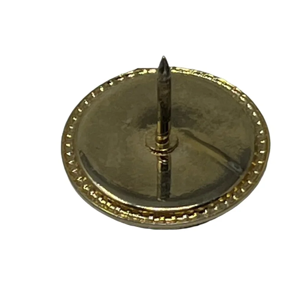 Mens Fashion challenger pin