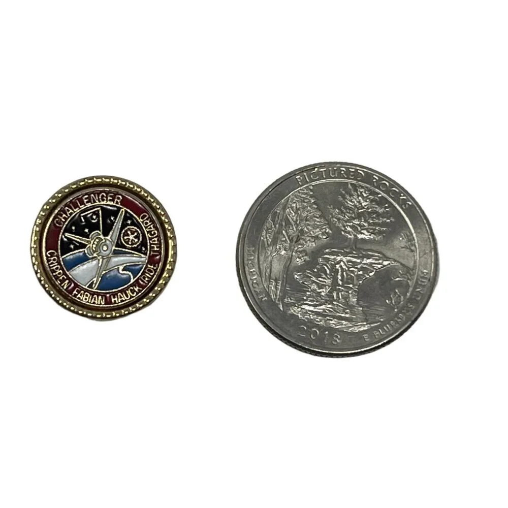 Mens Fashion challenger pin