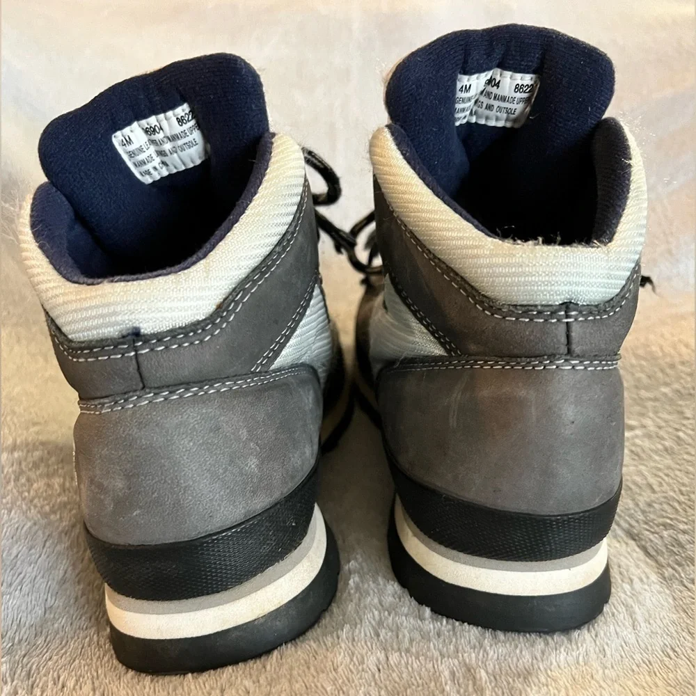 Timberland child’s hiking