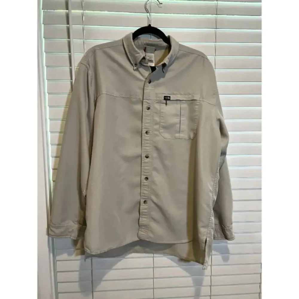 The North Face Mens A412‎ Hiking Shirt Long Sleeve Button Up Beige Large