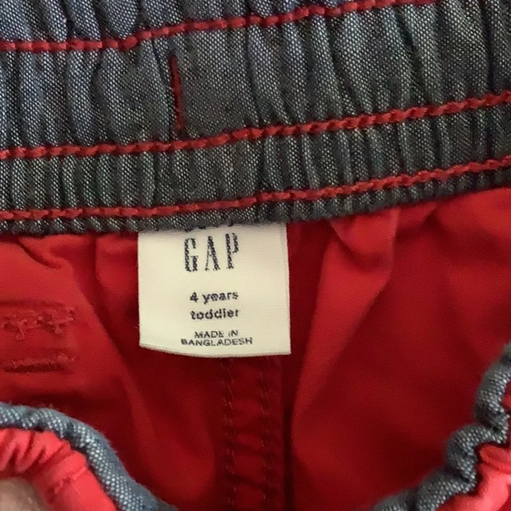 GAP kids shorts