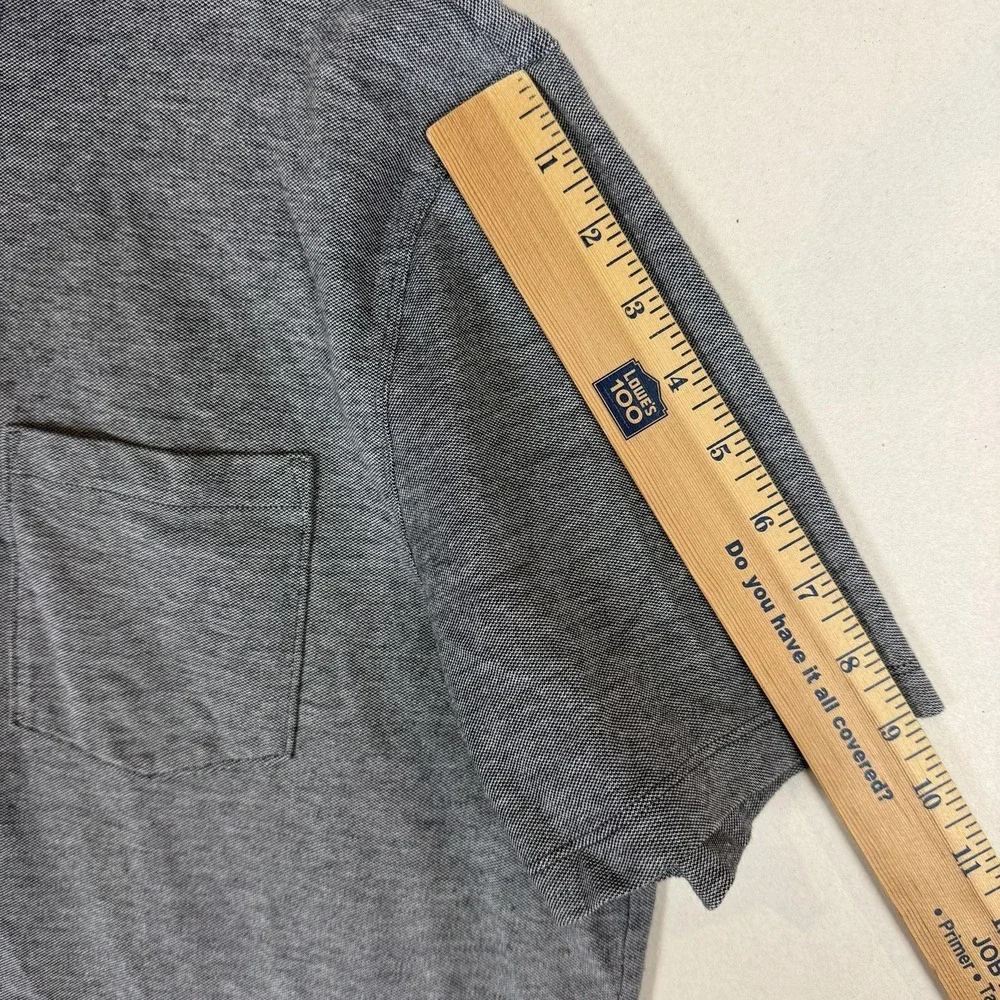 Banana Republic brand banana