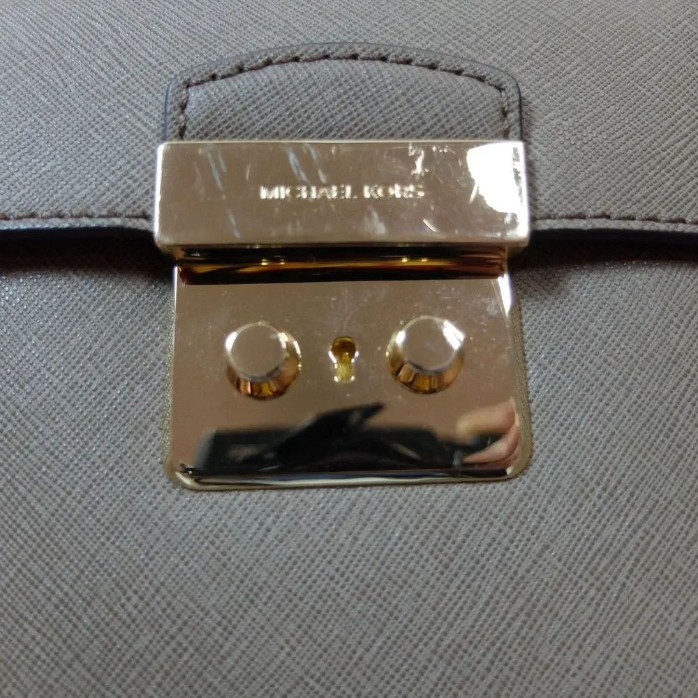 Michael Kors saffiano leather