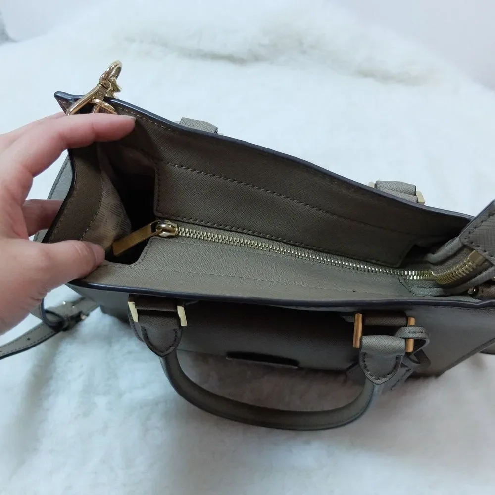 Michael Kors saffiano leather