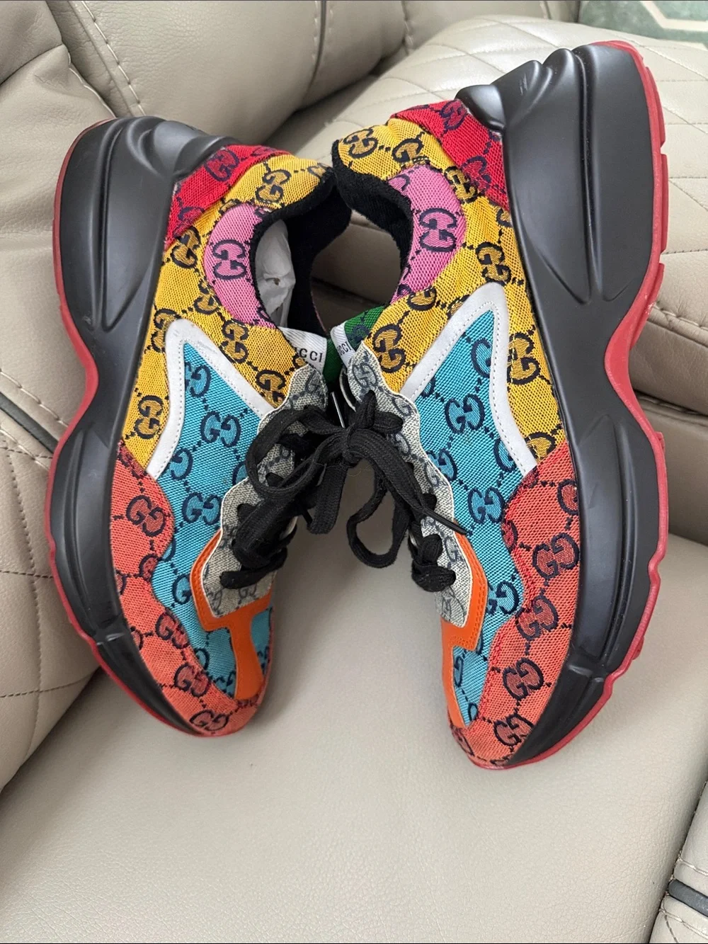 Gucci bold multicolor