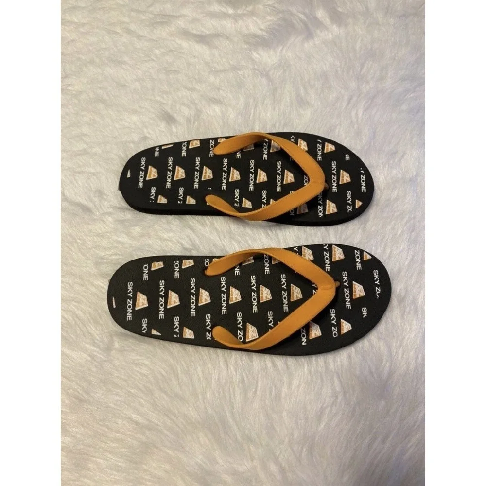 The Unbranded Brand trampoline mens flip