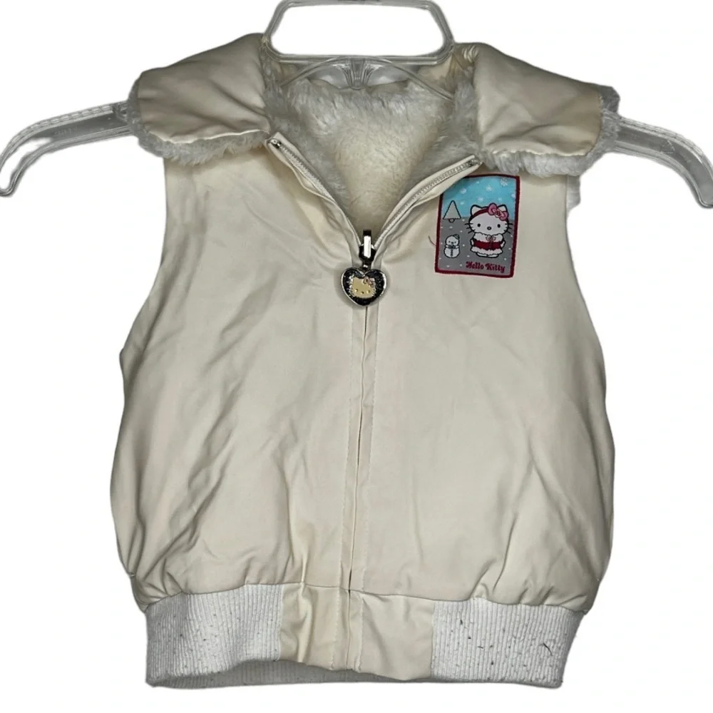 Sanrio‎ Hello Kitty Reversible Fuzzy Vest
