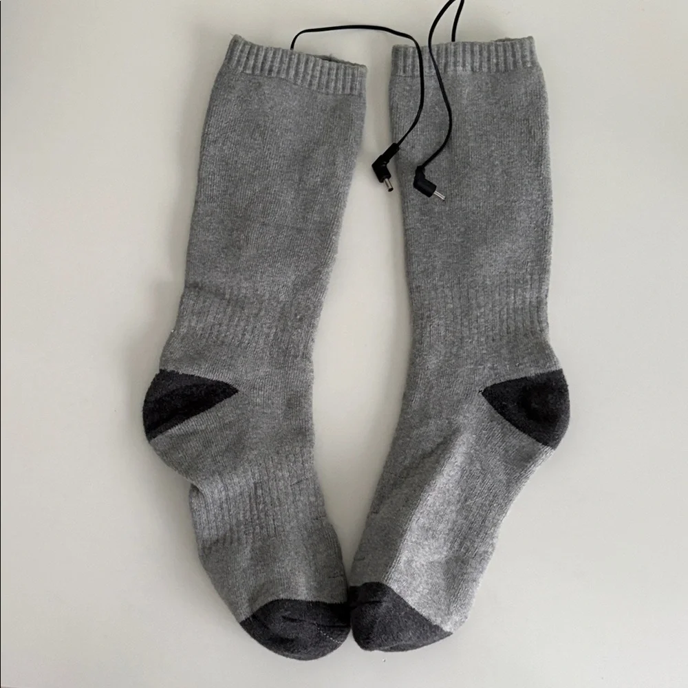 Rabbitroom brand gray