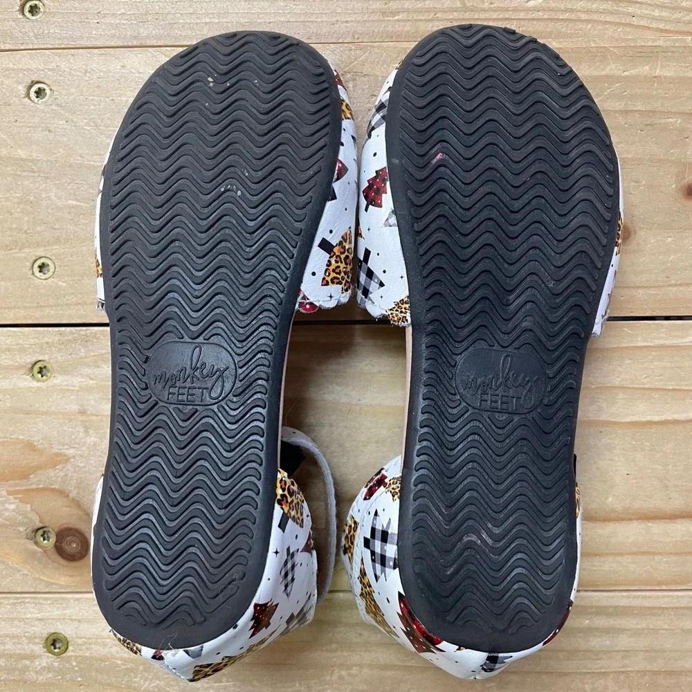 Monkey Feet excellent used