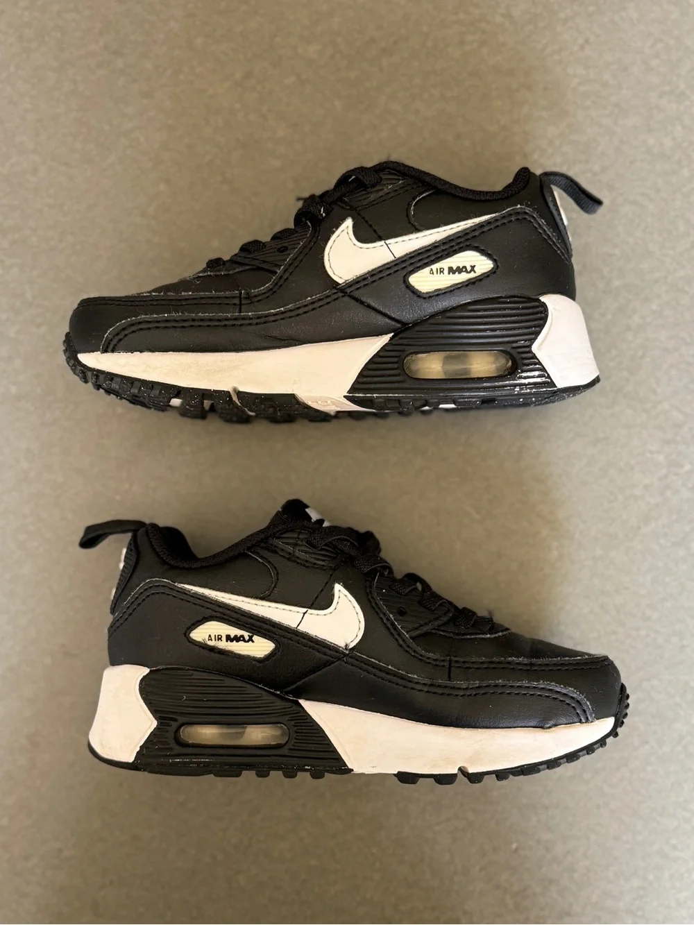 Nike kids air