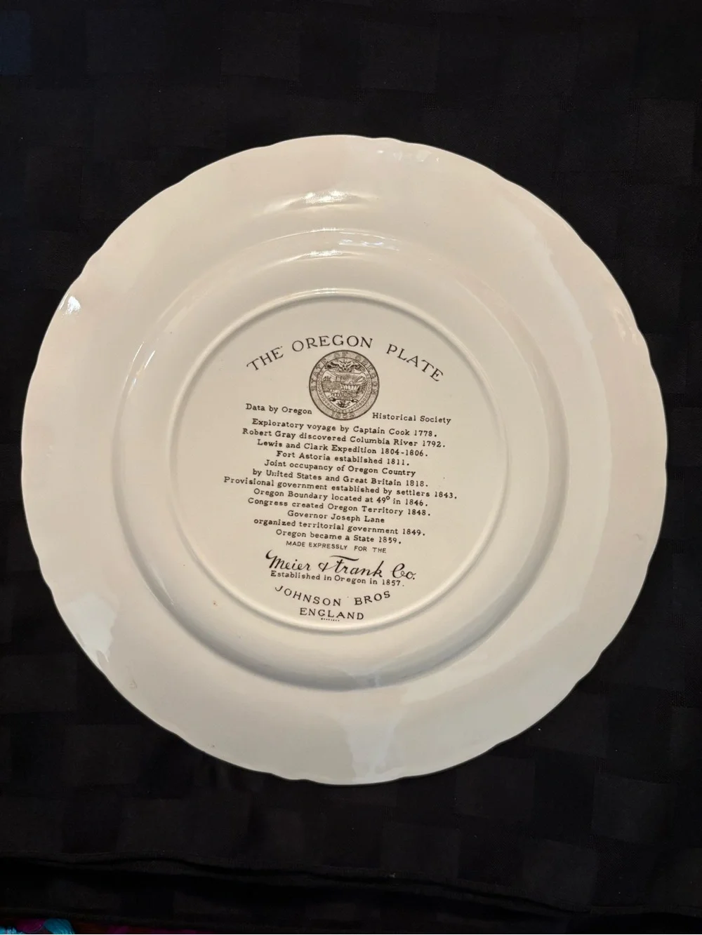 Johnson Bros decorate plate