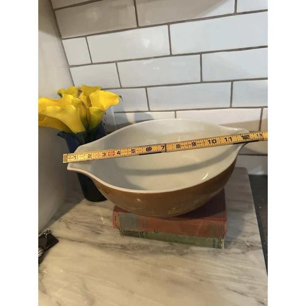Pyrex vintage early